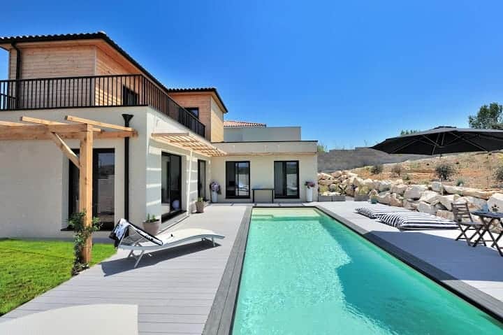 maison container bois piscine