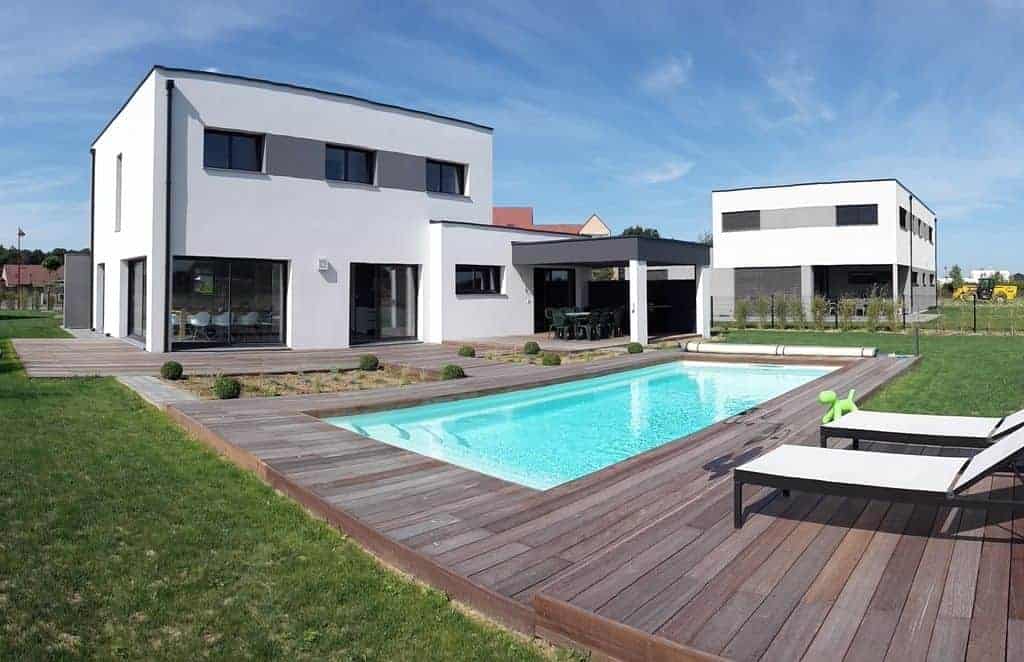 maison cubique avec piscine, par Maisons d'en Flandre